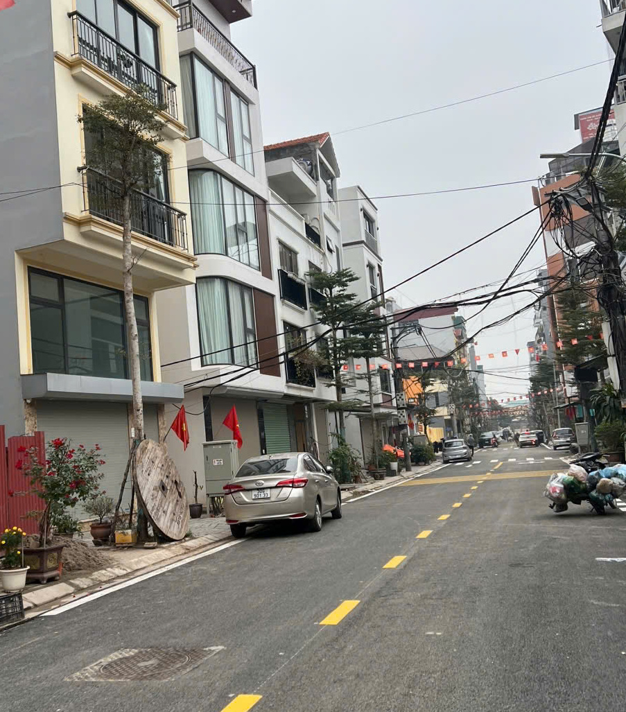 BÁN ĐẤT TẶNG NHÀ PHÚ THƯỢNG – TÂY HỒ -LÔ GÓC 2 THOÁNG - NGÕ Ô TÔ,THÔNG.